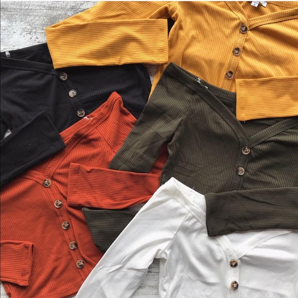 OFF THE SHOULDER TOP - Picture 3 of 3